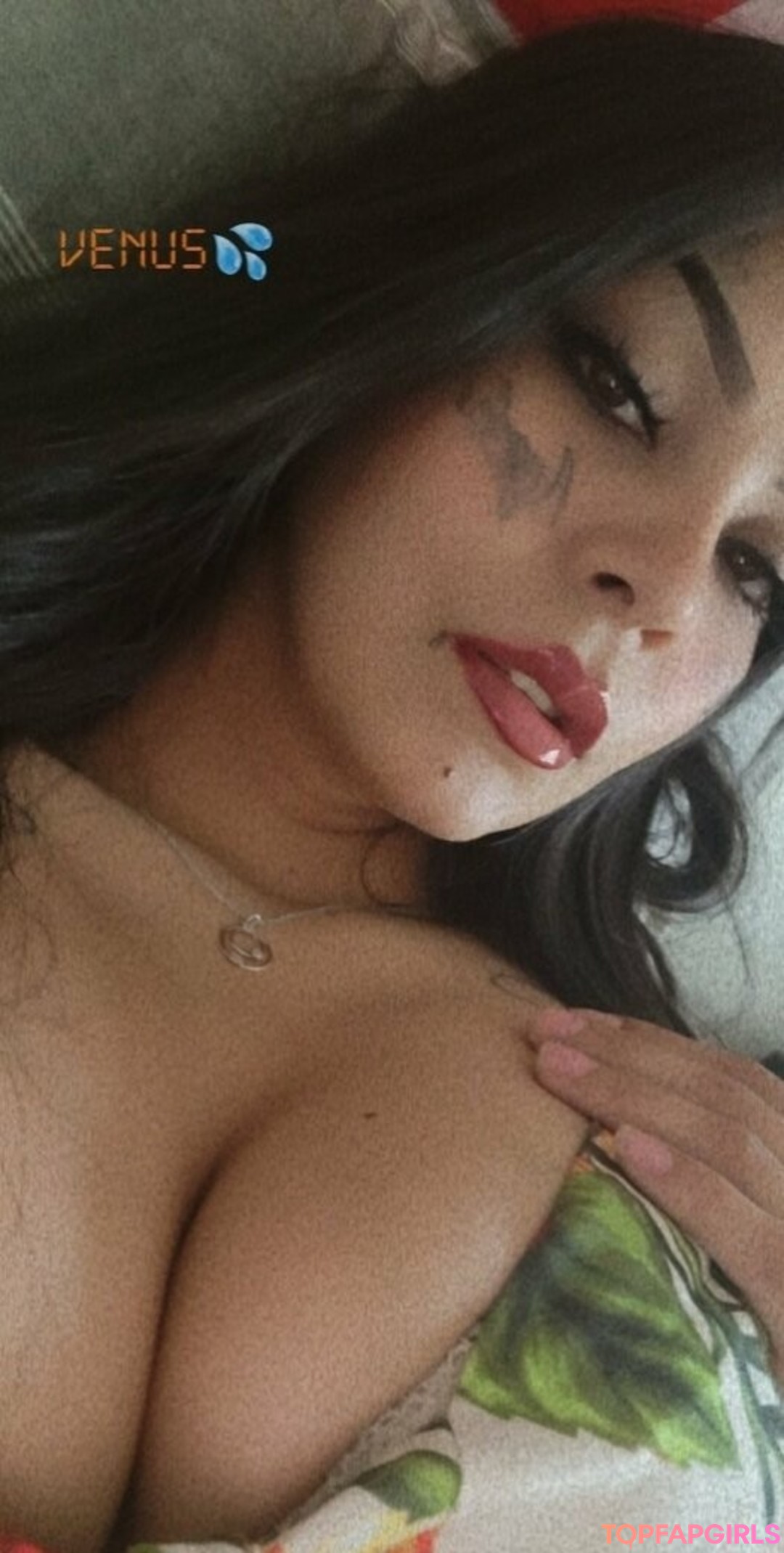 venuschula xxx actress image