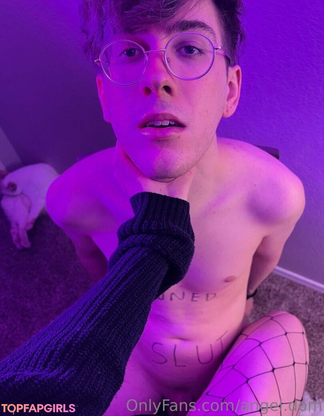 angel dom hot model pictures