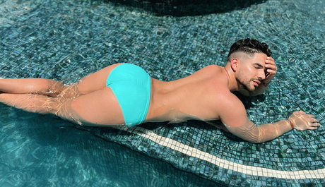 the famous frank nude model pictures