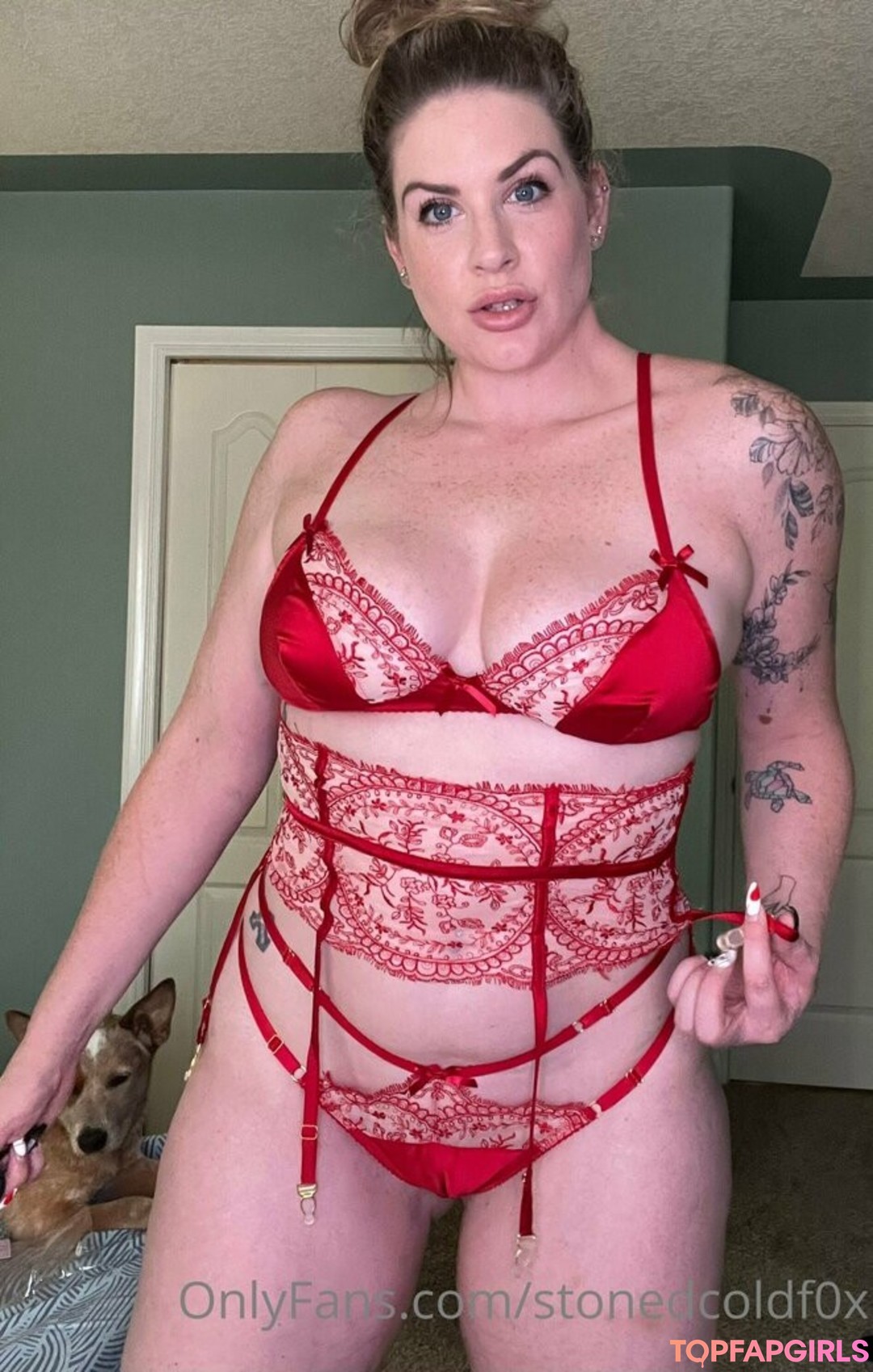 british blonde onlyfans free photos
