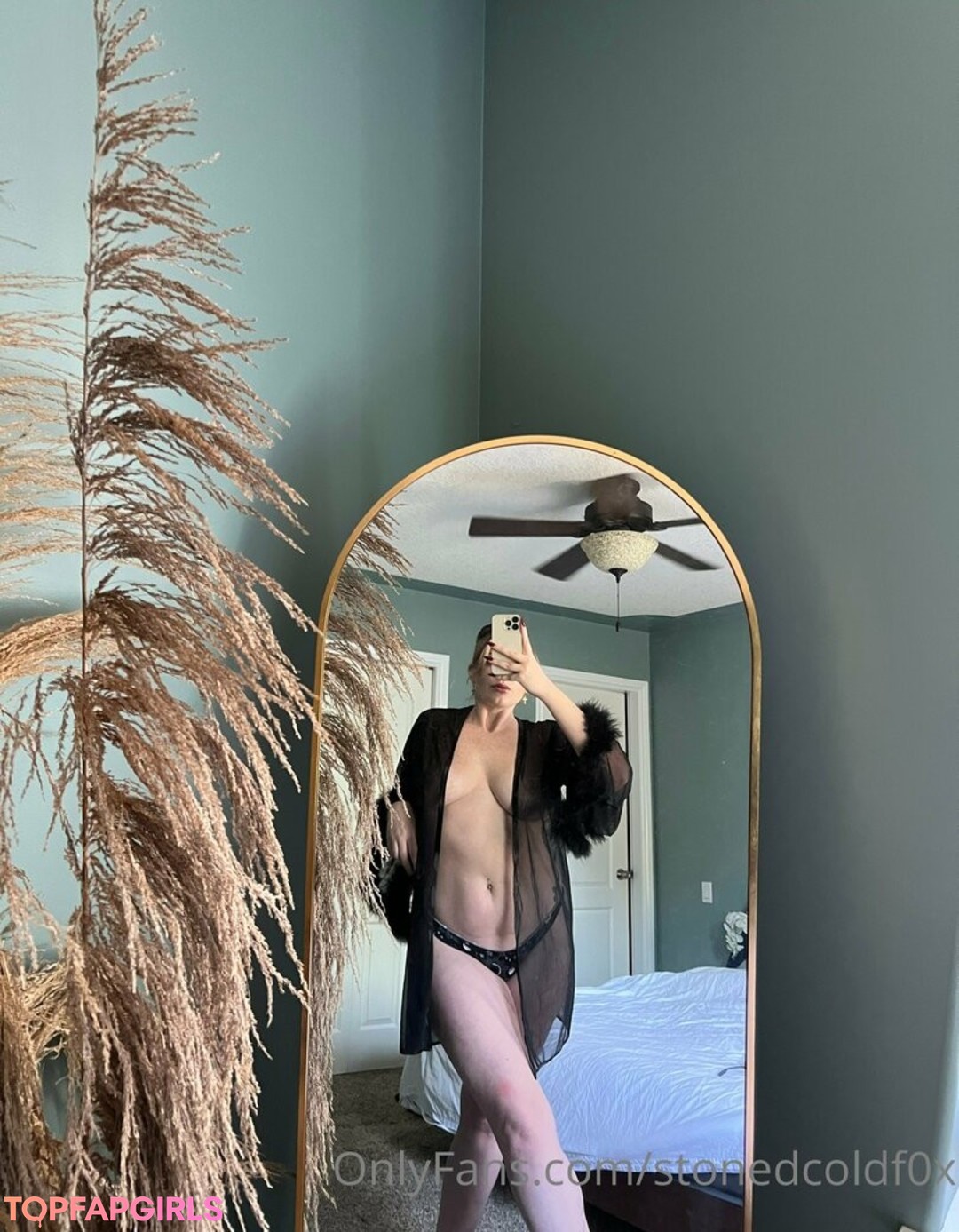 black granny onlyfans xxx image