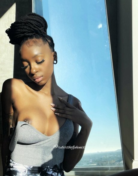 rebirthofphenix high quality actress photo