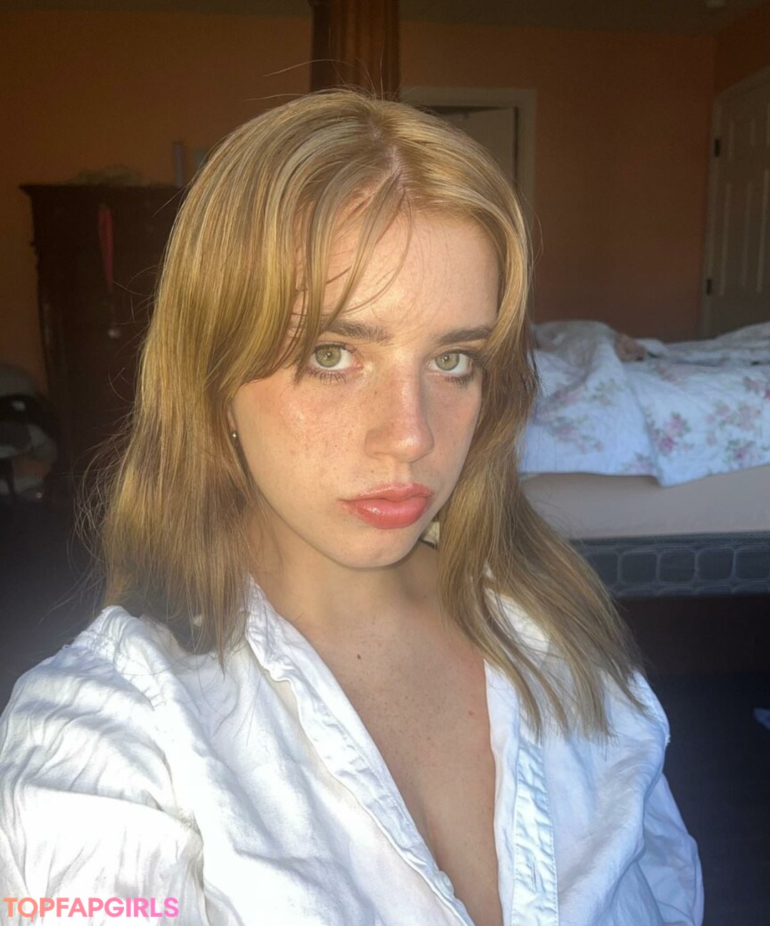 Haley Z star high quality photos