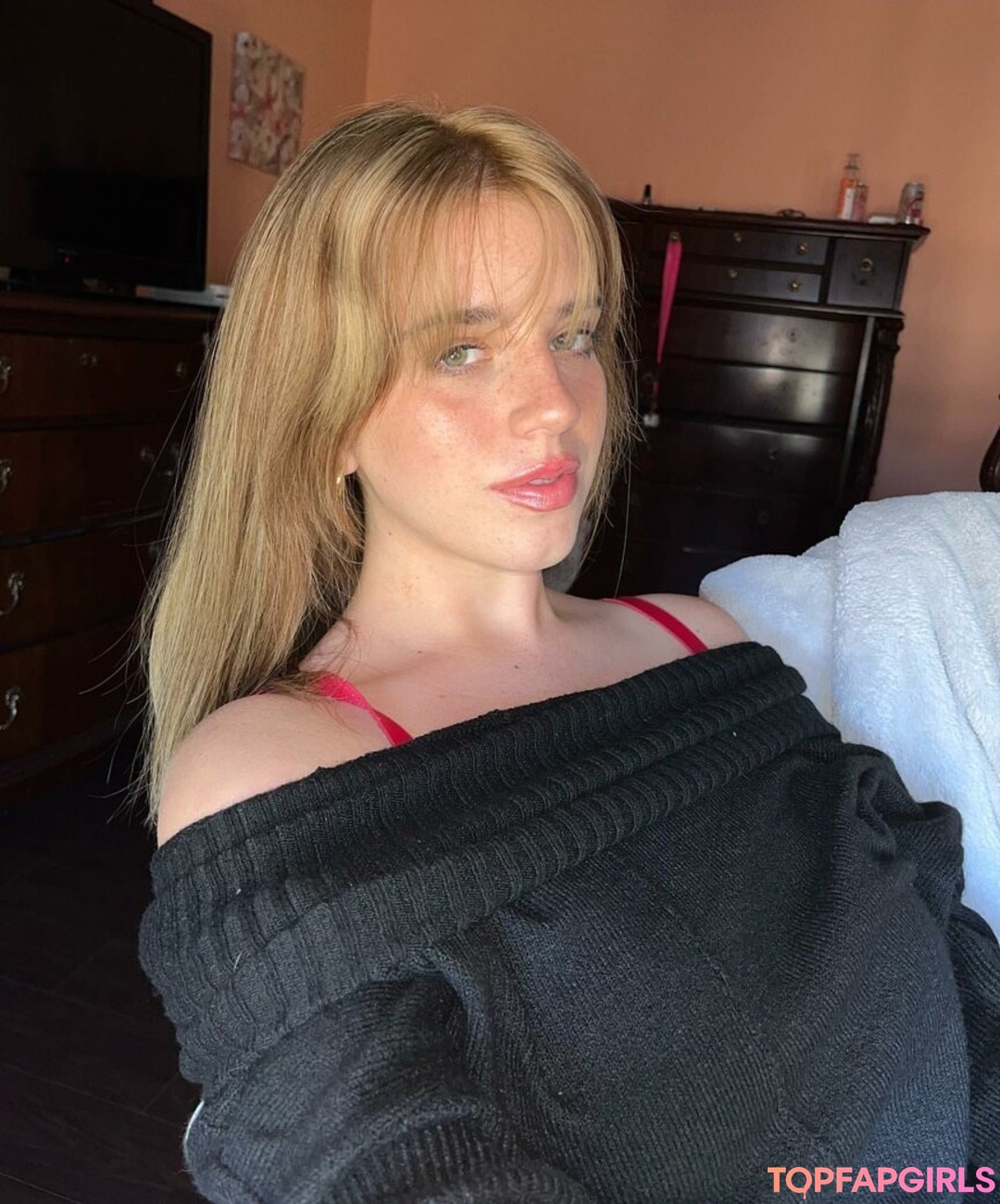 Haley Z sex model galleries