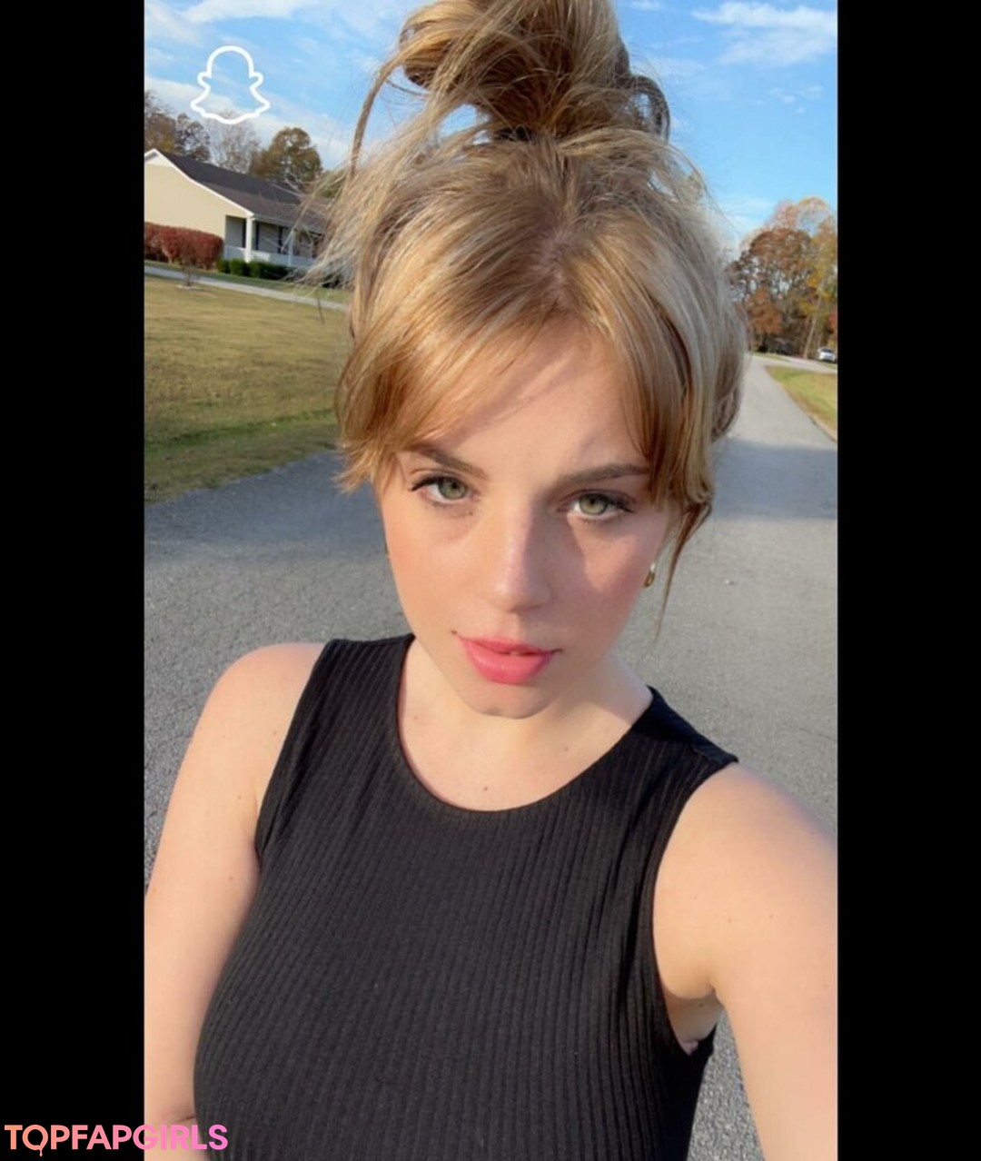 Haley Z hot actress photos