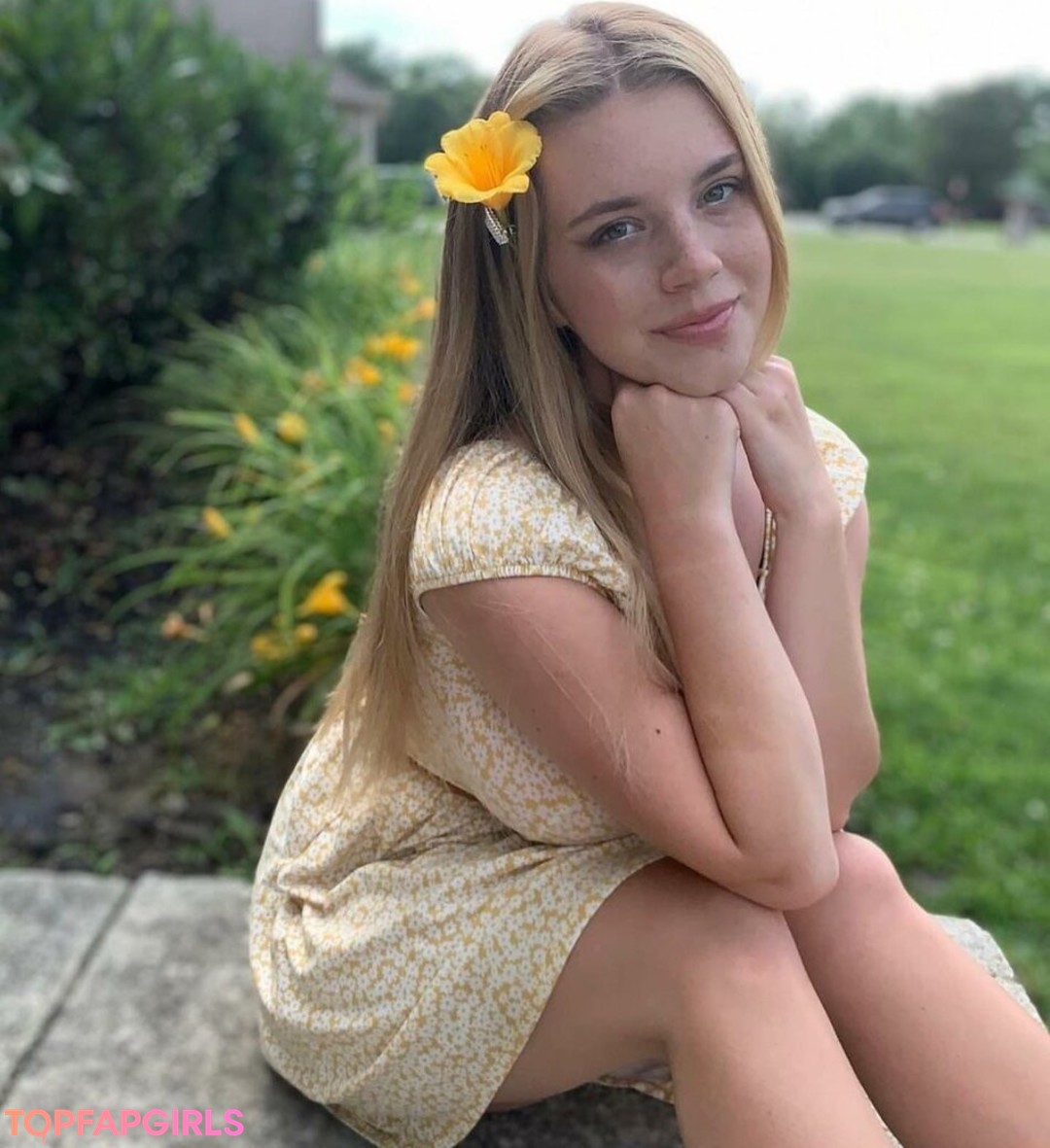 Haley Z xxx model img