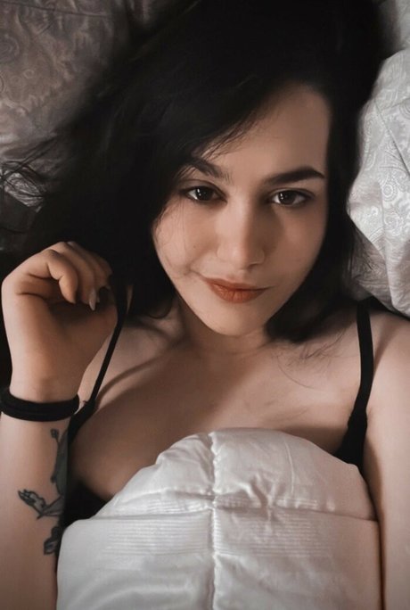 viotcz free actress photo