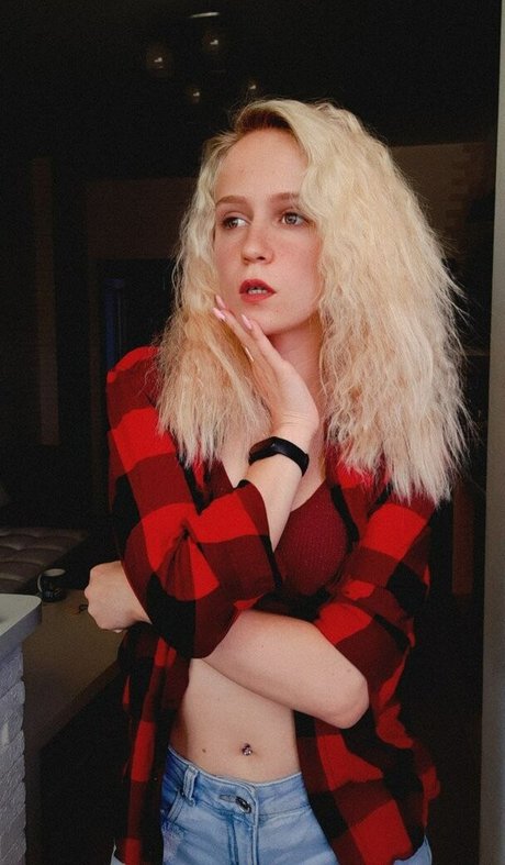 blonde babe onlyfans hot xxx archive