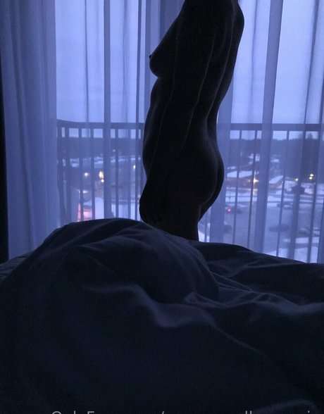 youmaycallmeannie free actress photos