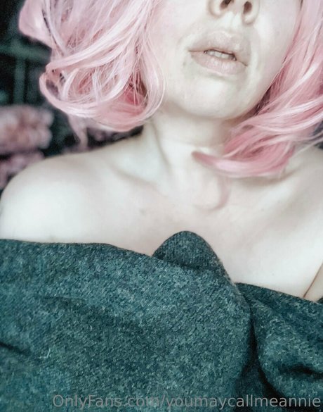 youmaycallmeannie star hot img