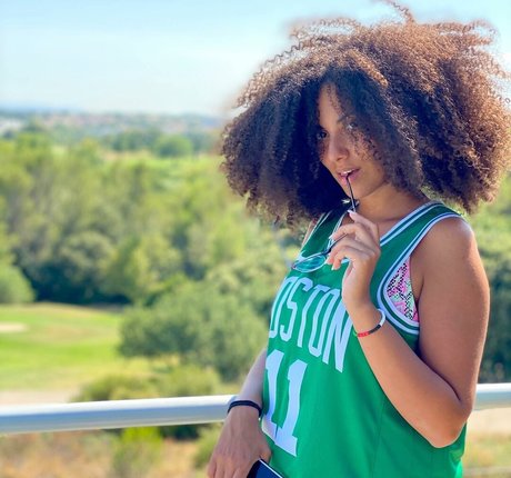 Ines Curly hot model archive