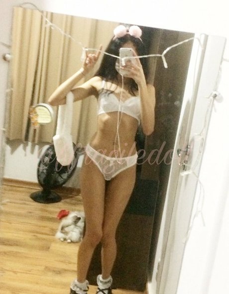 ffragiledoll free actress img