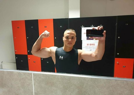 youngmusclegrowingboy top profile image