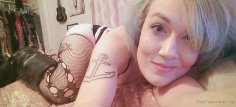 jickyj pretty model pictures