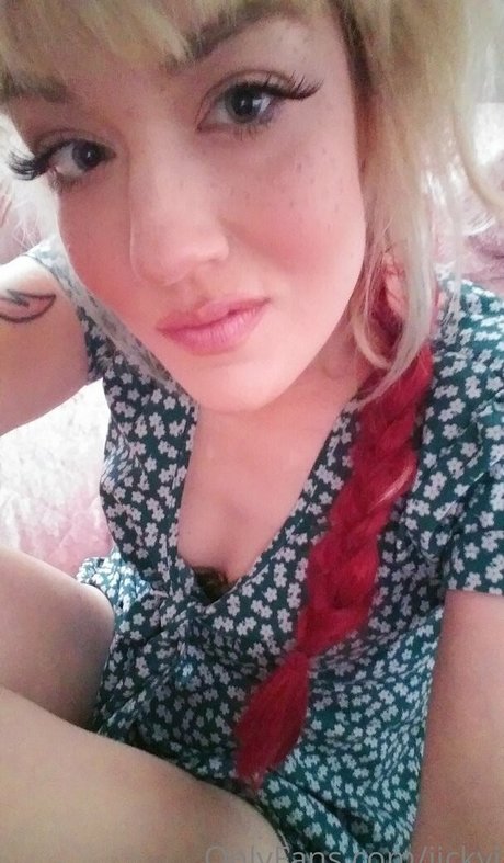 jickyj pornographic model archive