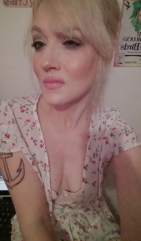 jickyj erotic pornstar gallery