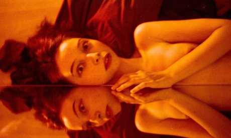 busty teen onlyfans top photos