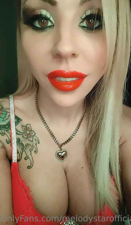 melodystarofficial model top pictures