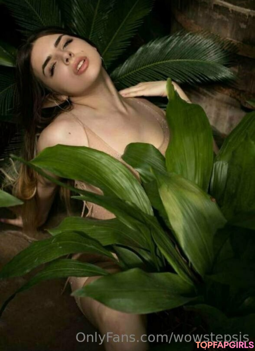curvy star onlyfans nude photos