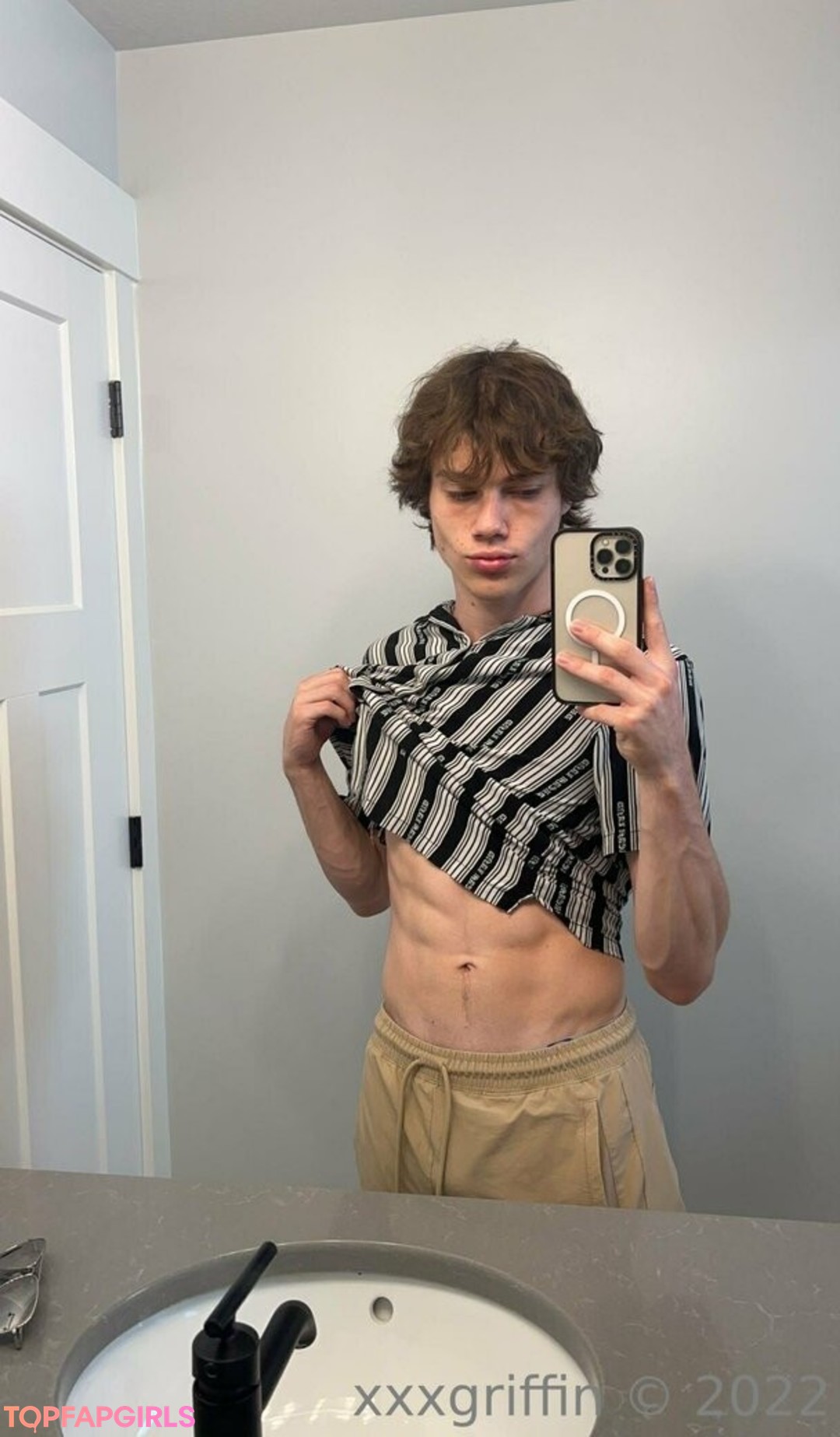 xxxgriffin nude star gallery