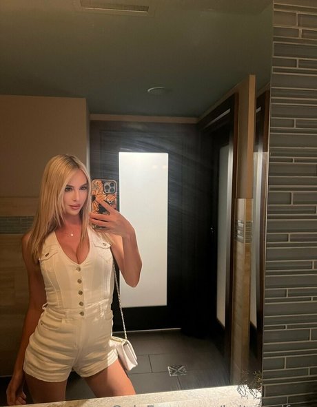 mature dildo onlyfans naked image