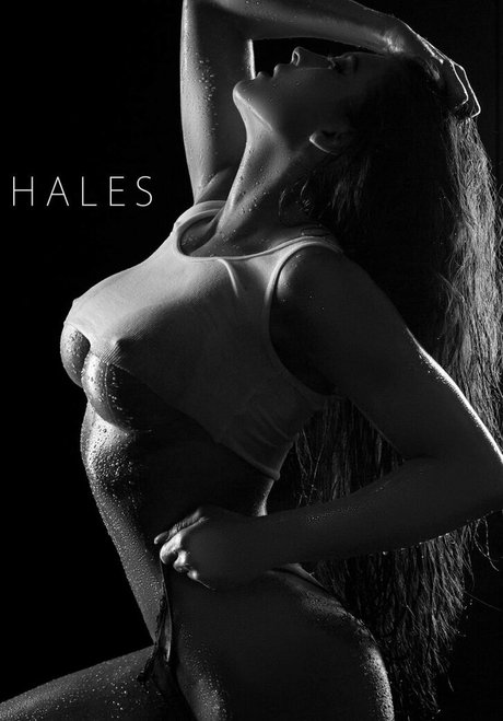 juliasandoval naked star image