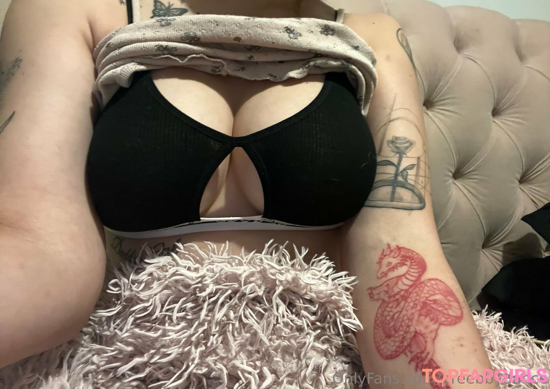 big tits teen onlyfans hot nude pic