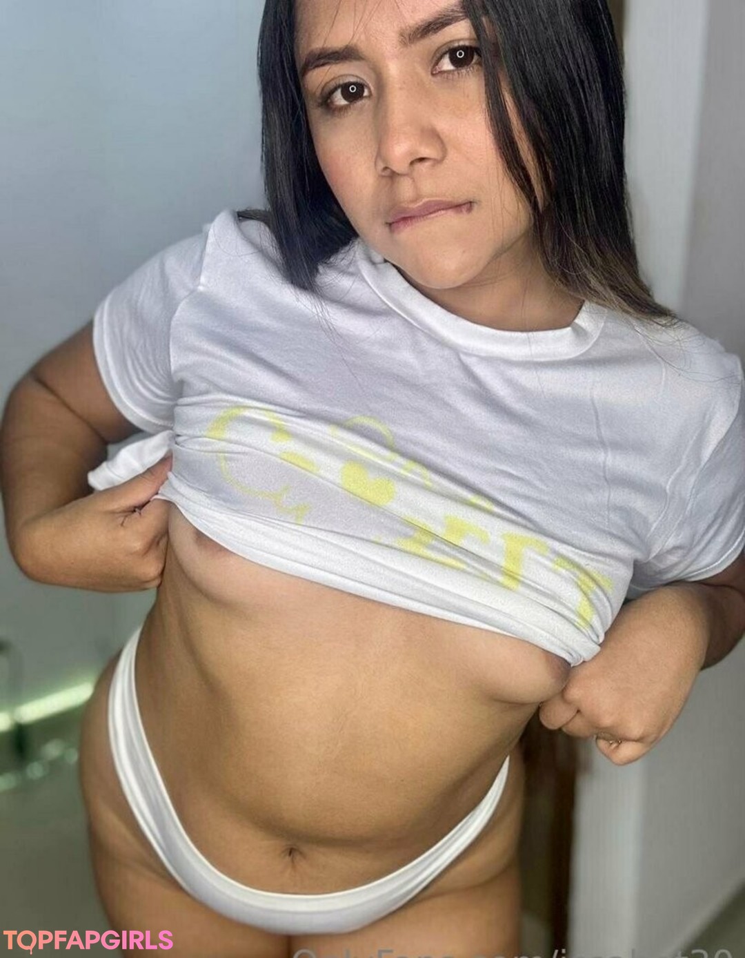 issahot30 porn actress gallery