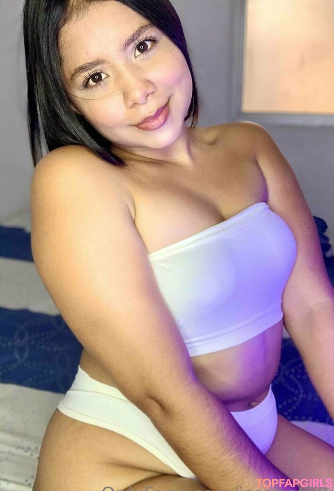 issahot30 nice actress img