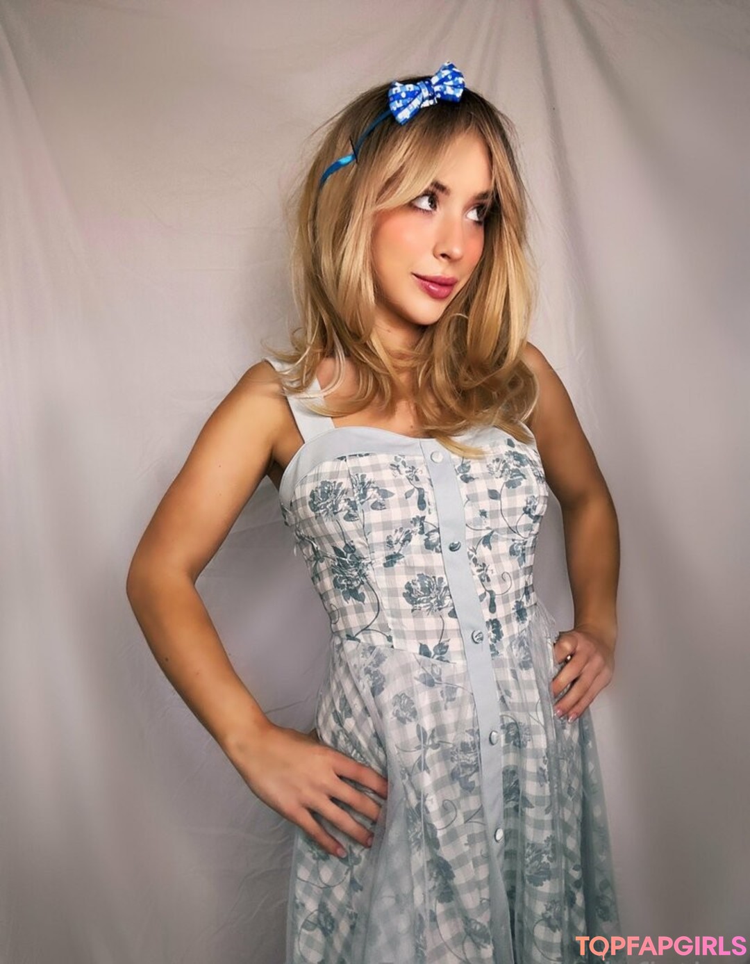 young free onlyfans exclusive photos