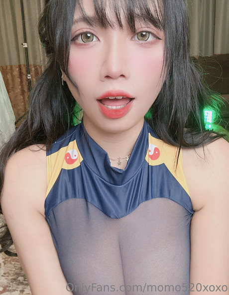 momo520xoxo beautiful model pic