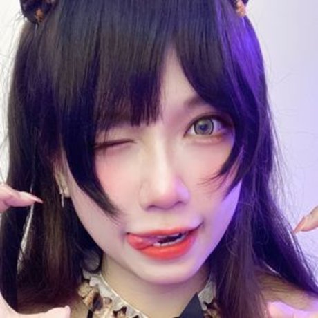 momo520xoxo nude pornstar gallery