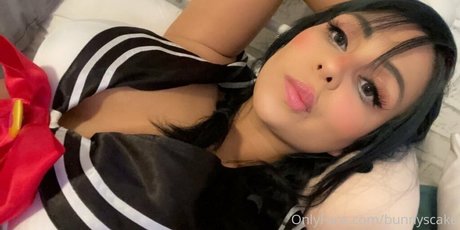 clothed onlyfans nude img