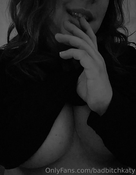 badbitchkaty model erotic pictures