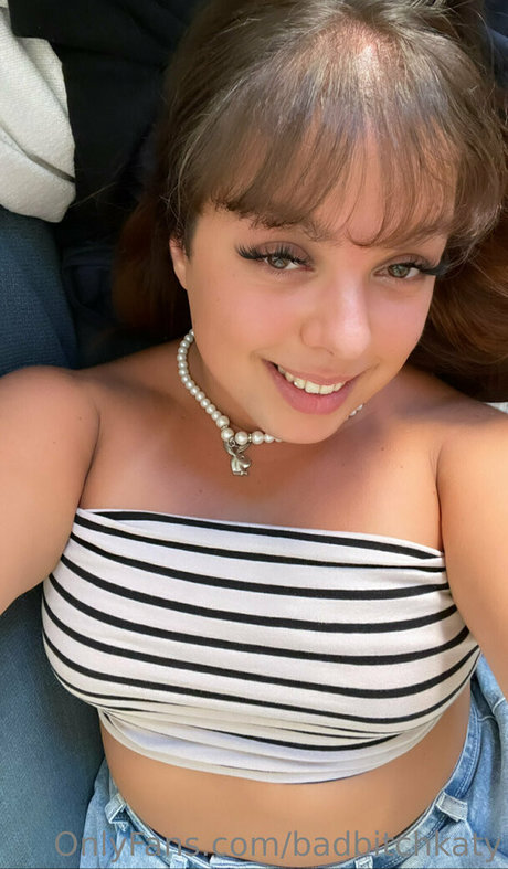 badbitchkaty model naked img