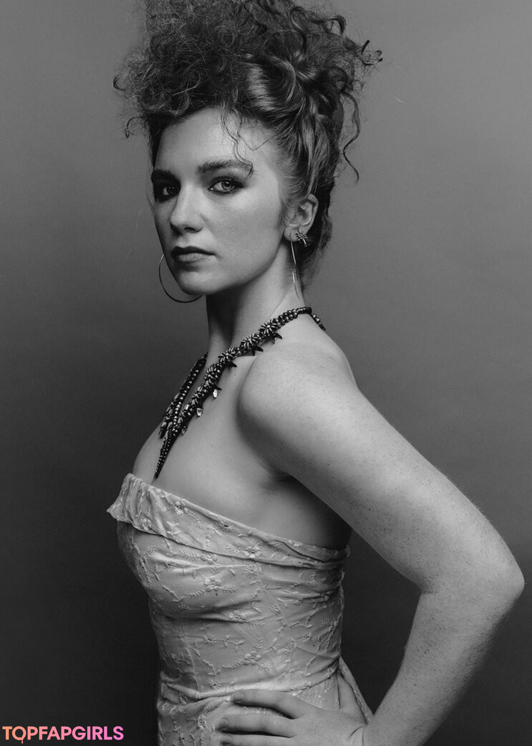 Annalise Basso porn model galleries
