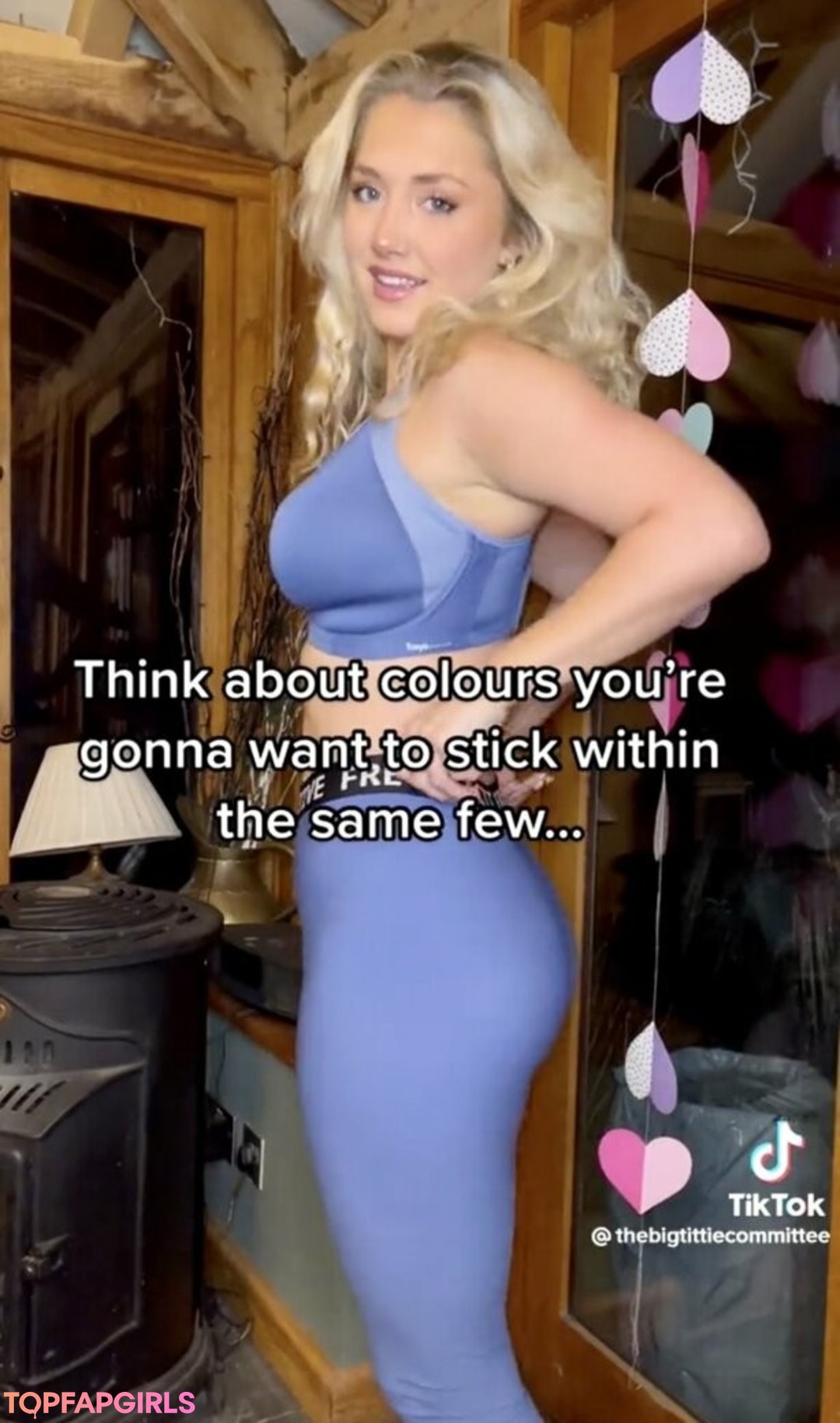 famous nude onlyfans exclusive photos