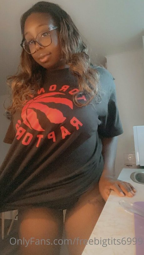 freebigtits6999 star xxx gallery