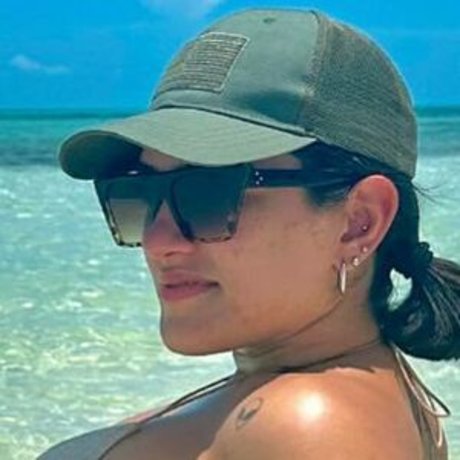 fitness model onlyfans top pic