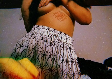 italian milf onlyfans pretty pic