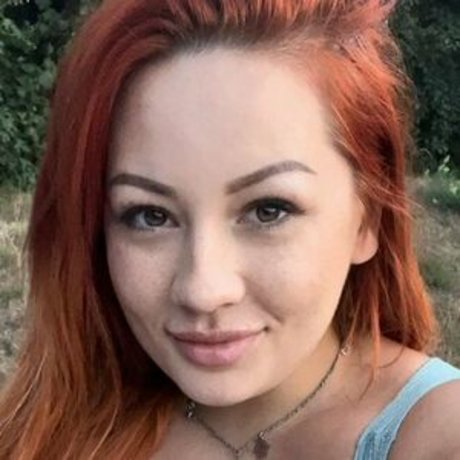 Misshazelheart top profile image