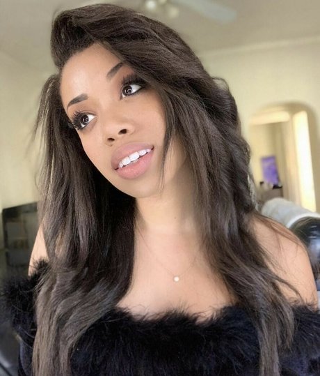 Ericka Bozeman star hot images