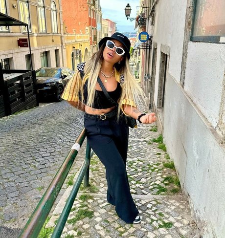 Ericka Bozeman pretty actress img