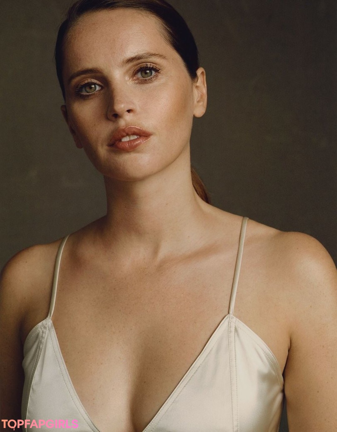 Felicity Jones sexy model gallery