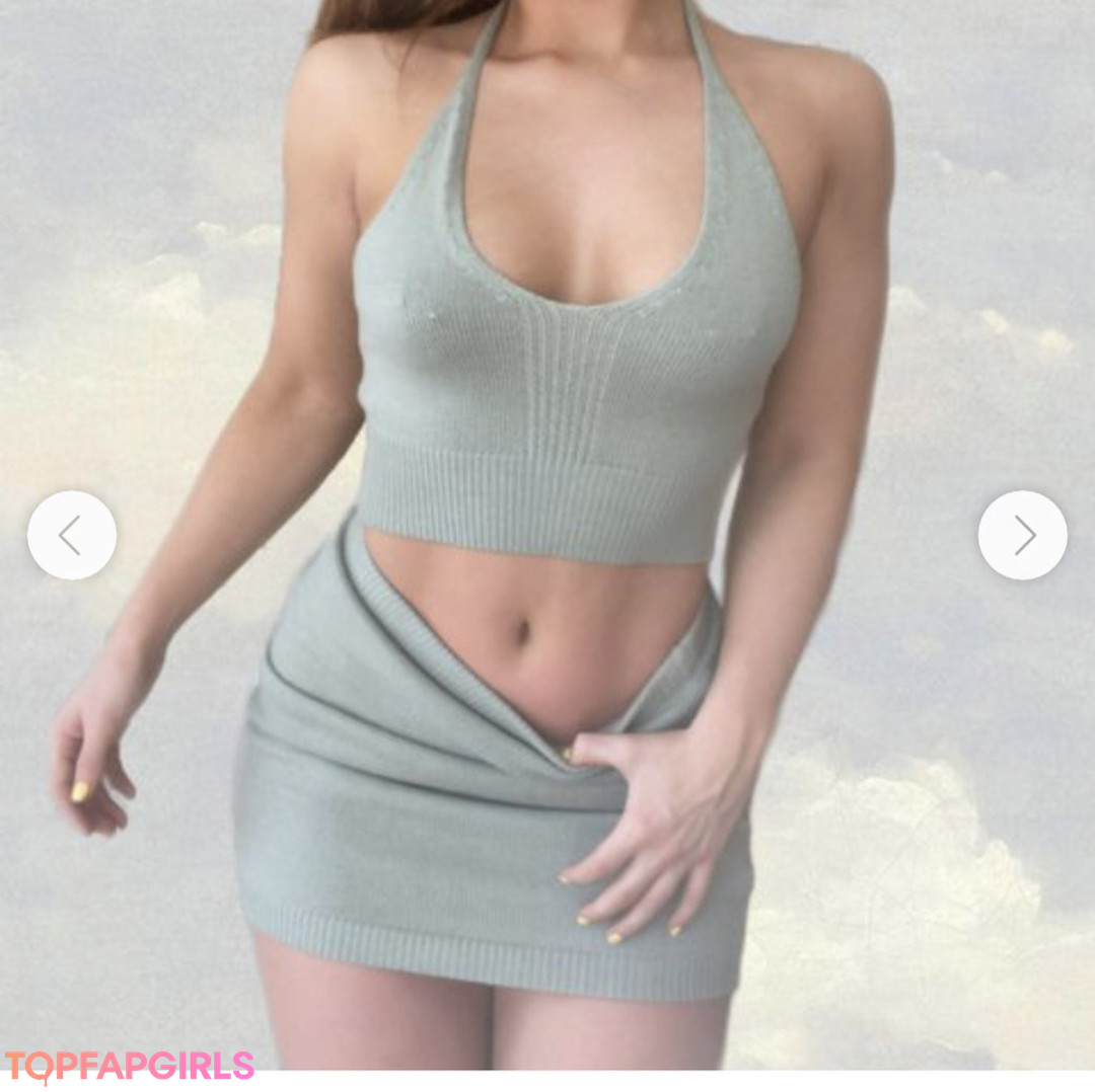 barista onlyfans erotic picture