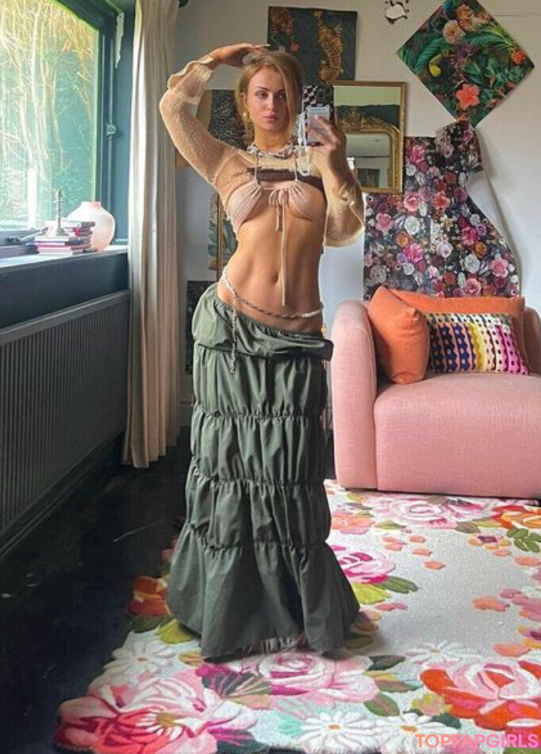 Maisie Smith sexy star archive
