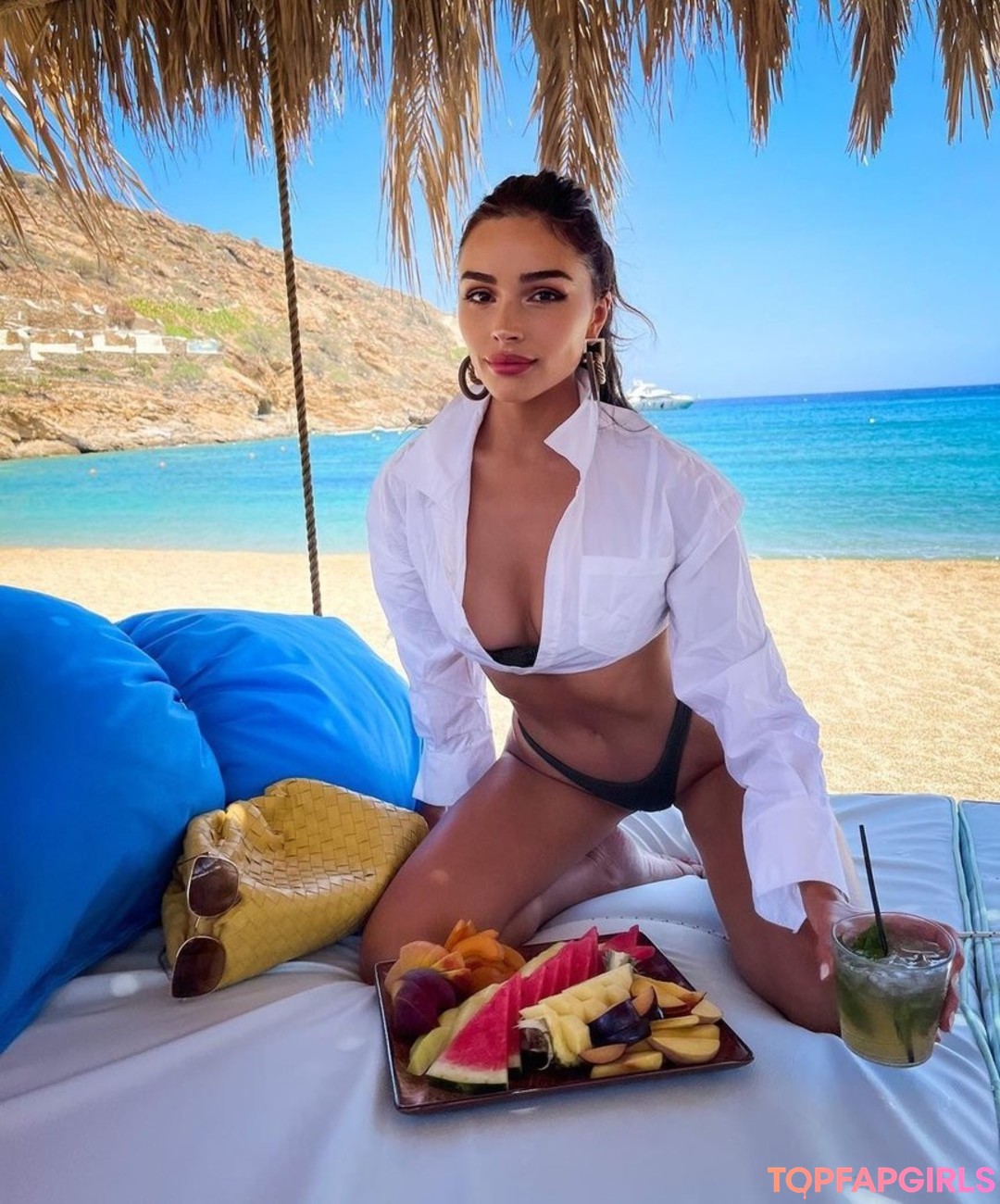 Olivia Culpo exclusive star image