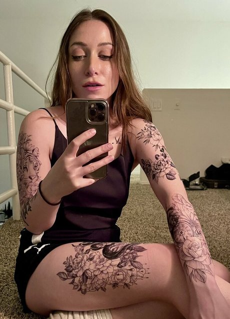 Ayytrae top profile image