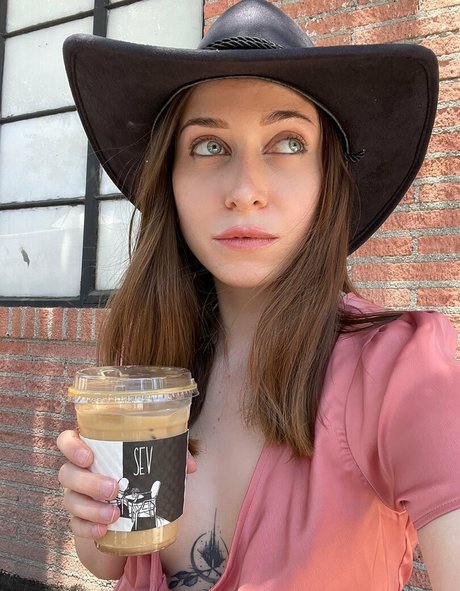 Ayytrae pornstar pretty pic