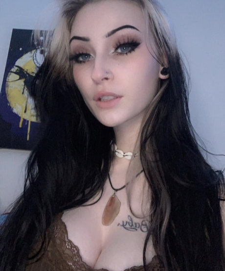 no panties onlyfans exclusive images